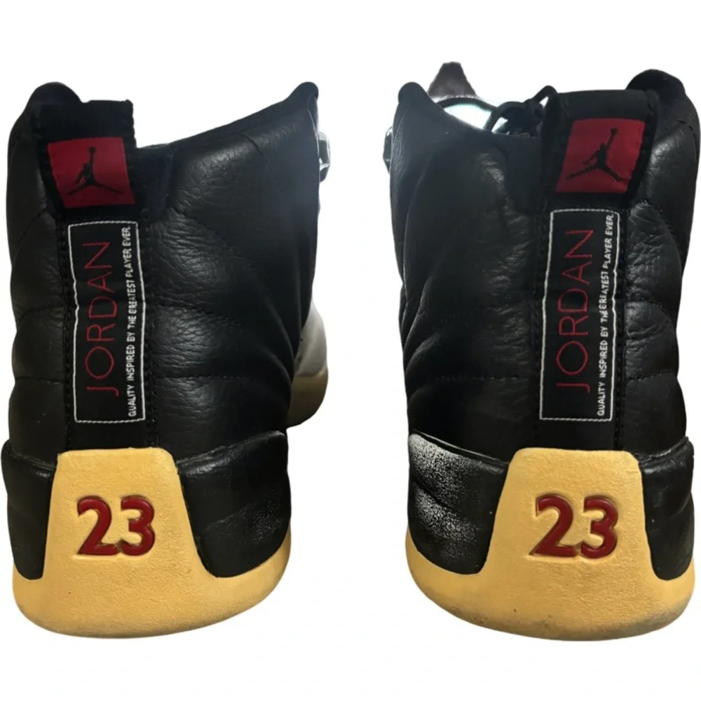 Nike Air Jordan 12 Retro playoff release 2011 SIZE 10.5